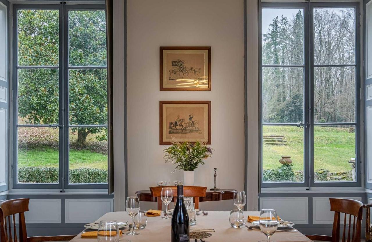Chateau De Charnizay Buitenkant foto
